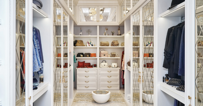 เสริมความหรูหราให้ห้องแต่งตัว By Mela Deco